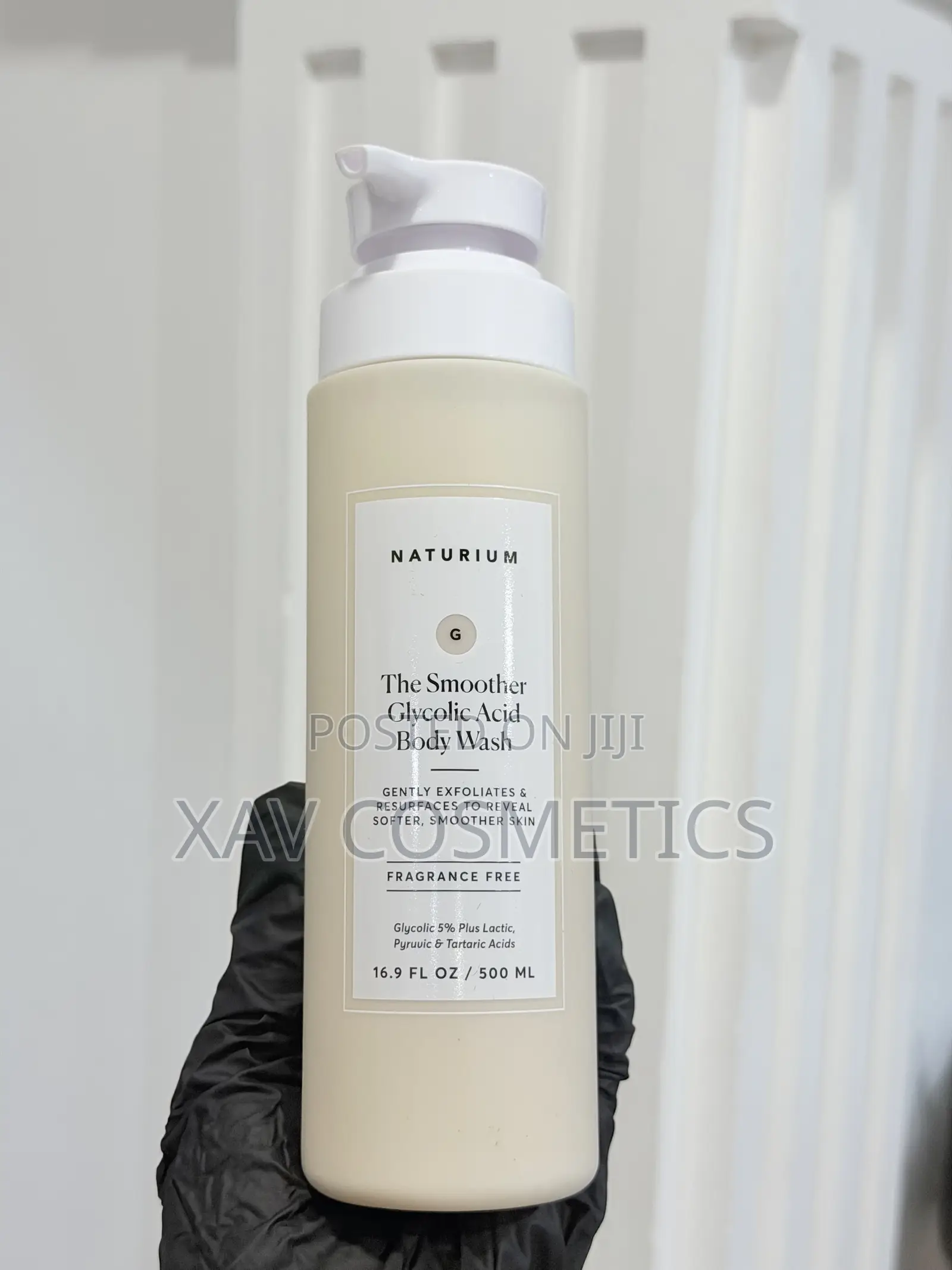 Naturium the Smoother Glycolic Acid Exfoliating Body Wash