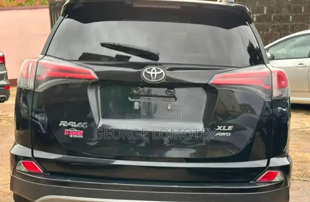 Toyota RAV4 2016 Matt Black