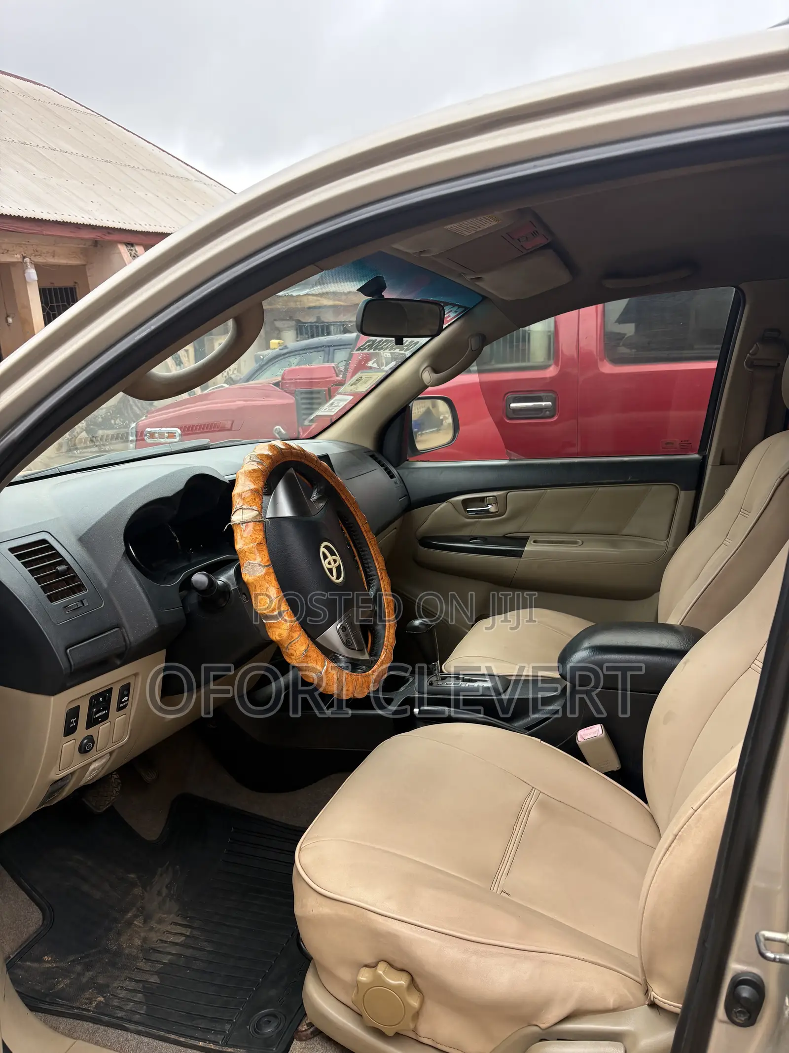 Toyota Fortuner 2009 Beige