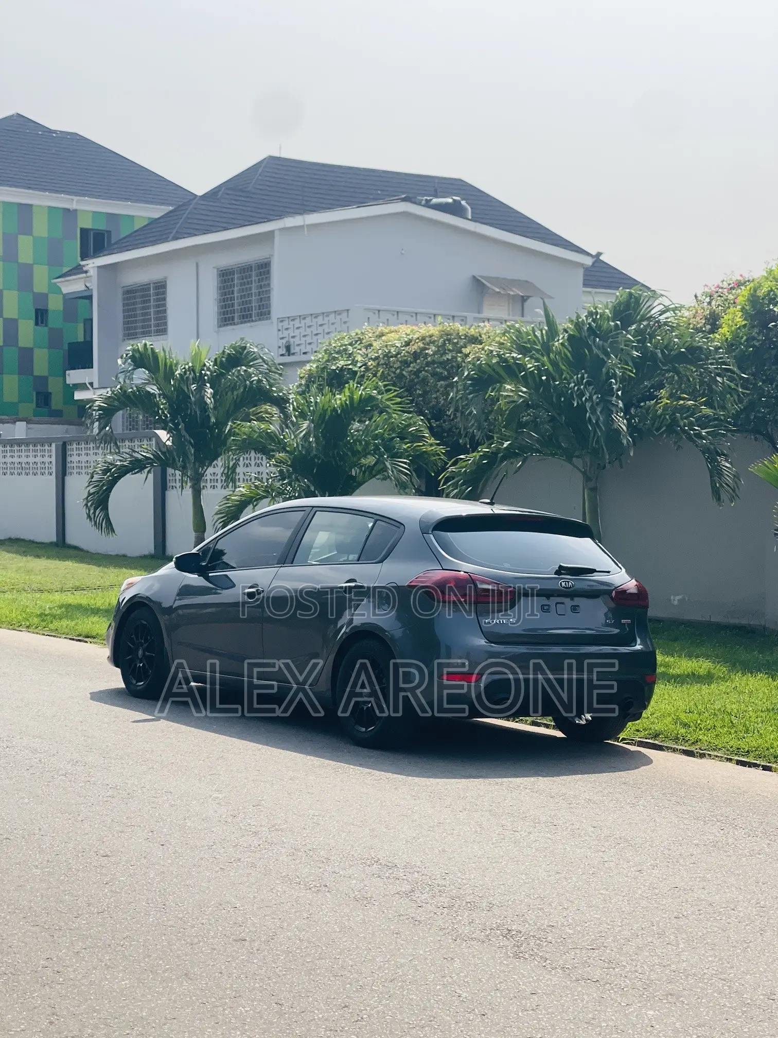 Kia Forte SX Hatchback 2015 Gray