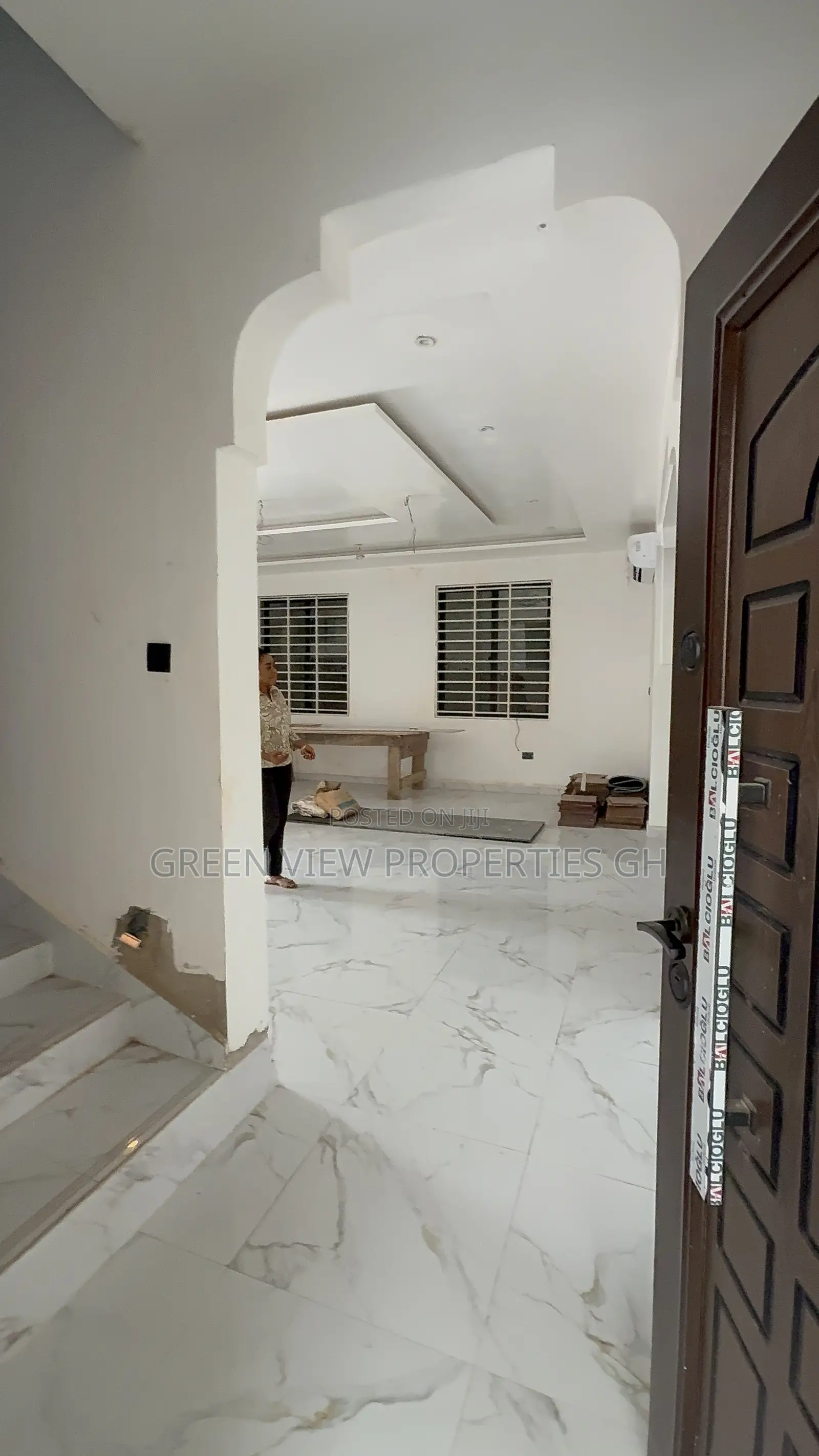 5bdrm Duplex in Kwabenya for sale