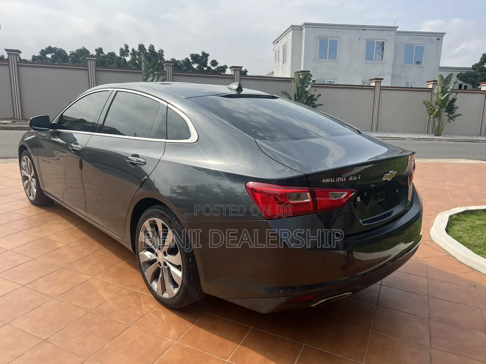 Chevrolet Malibu 2017 Gray