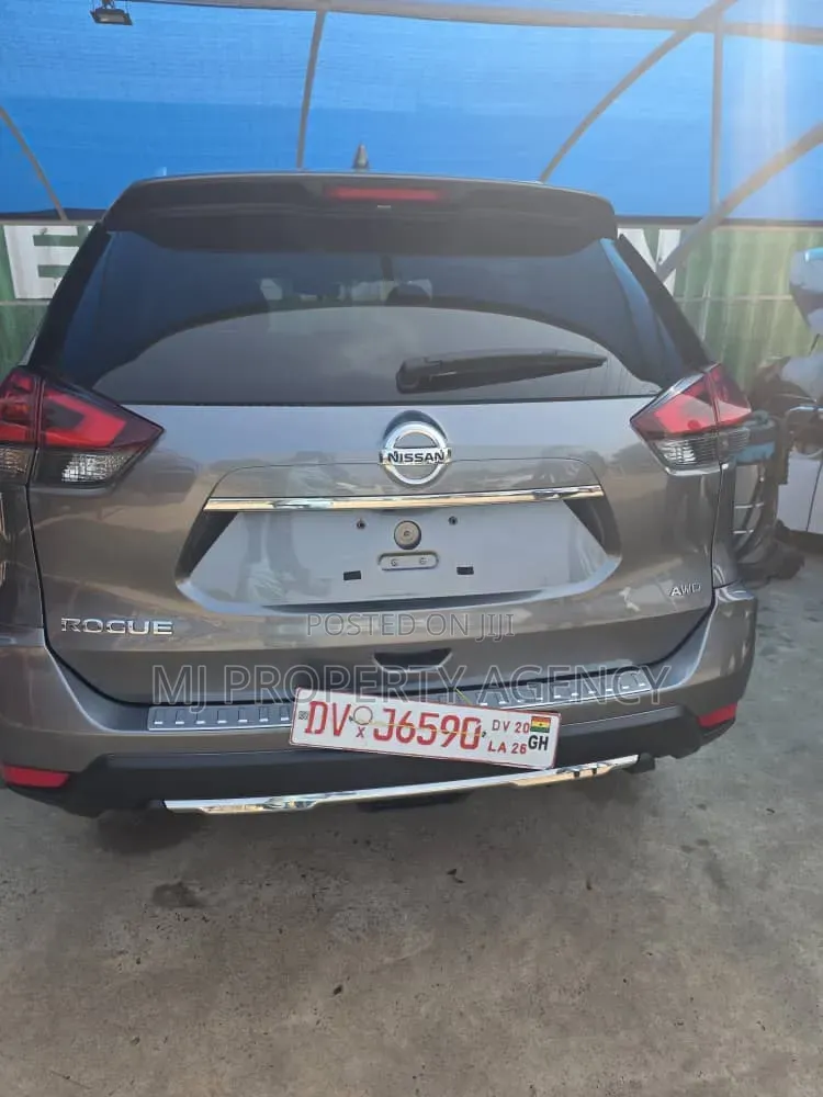 Nissan Rogue SV AWD 2017.5 2017 Gray