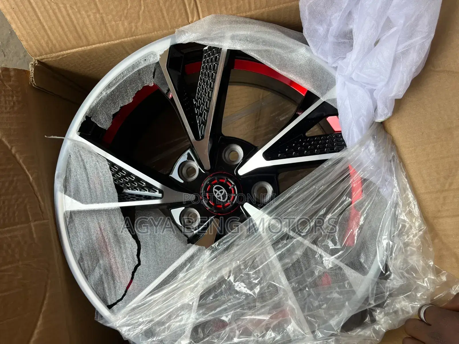 2008 Rav 4 Rims All Set.