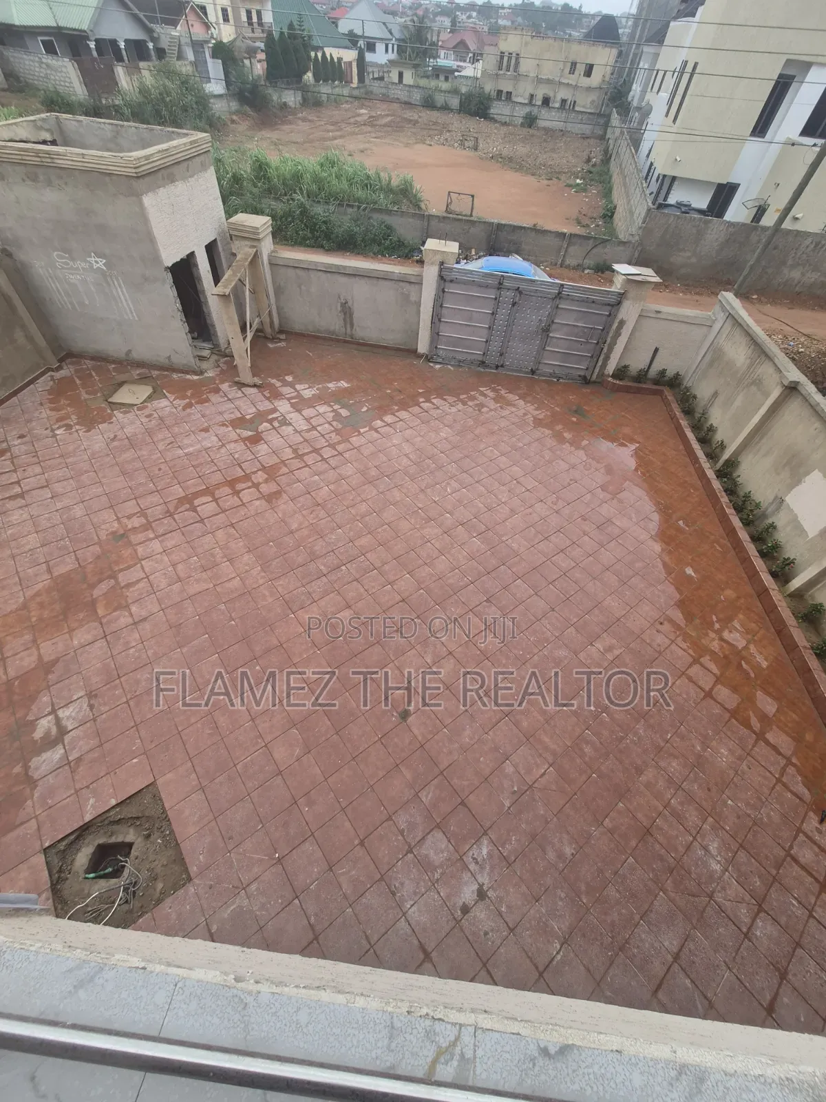 4bdrm Duplex in Franco Estate, Kwabenya for sale