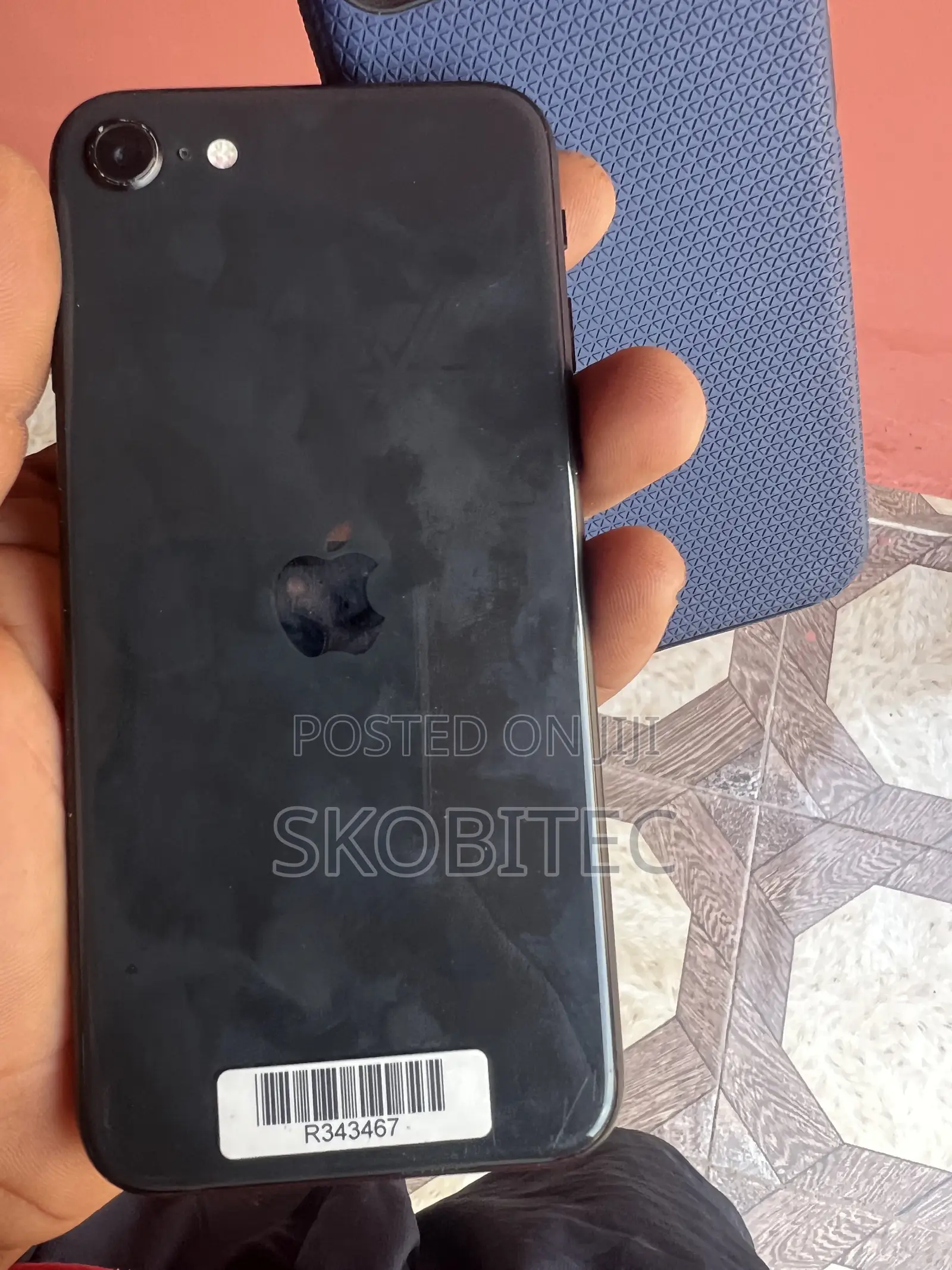 Apple iPhone SE (2020) 64 GB Black