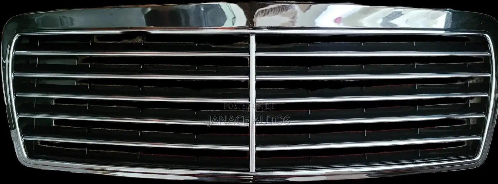 Mercedes E- Class W210 Black and Chromed Centre Radiator Grille