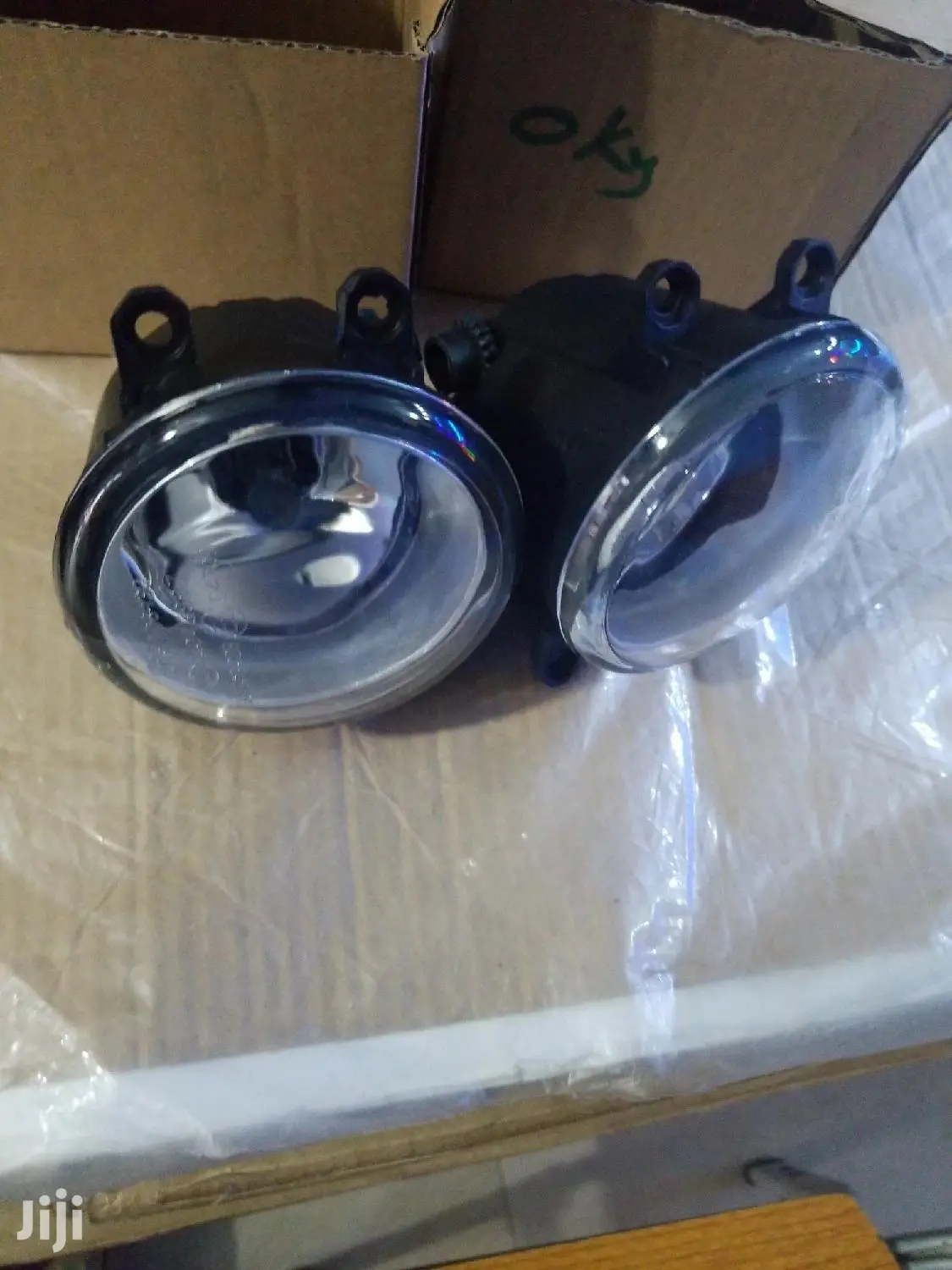 Toyota Corolla 09 Fog Lights