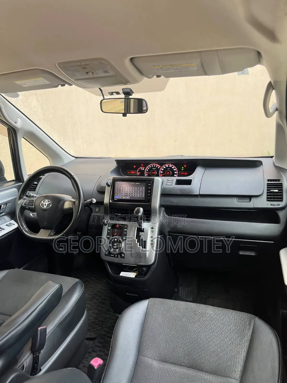 Toyota Voxy 2012 Black