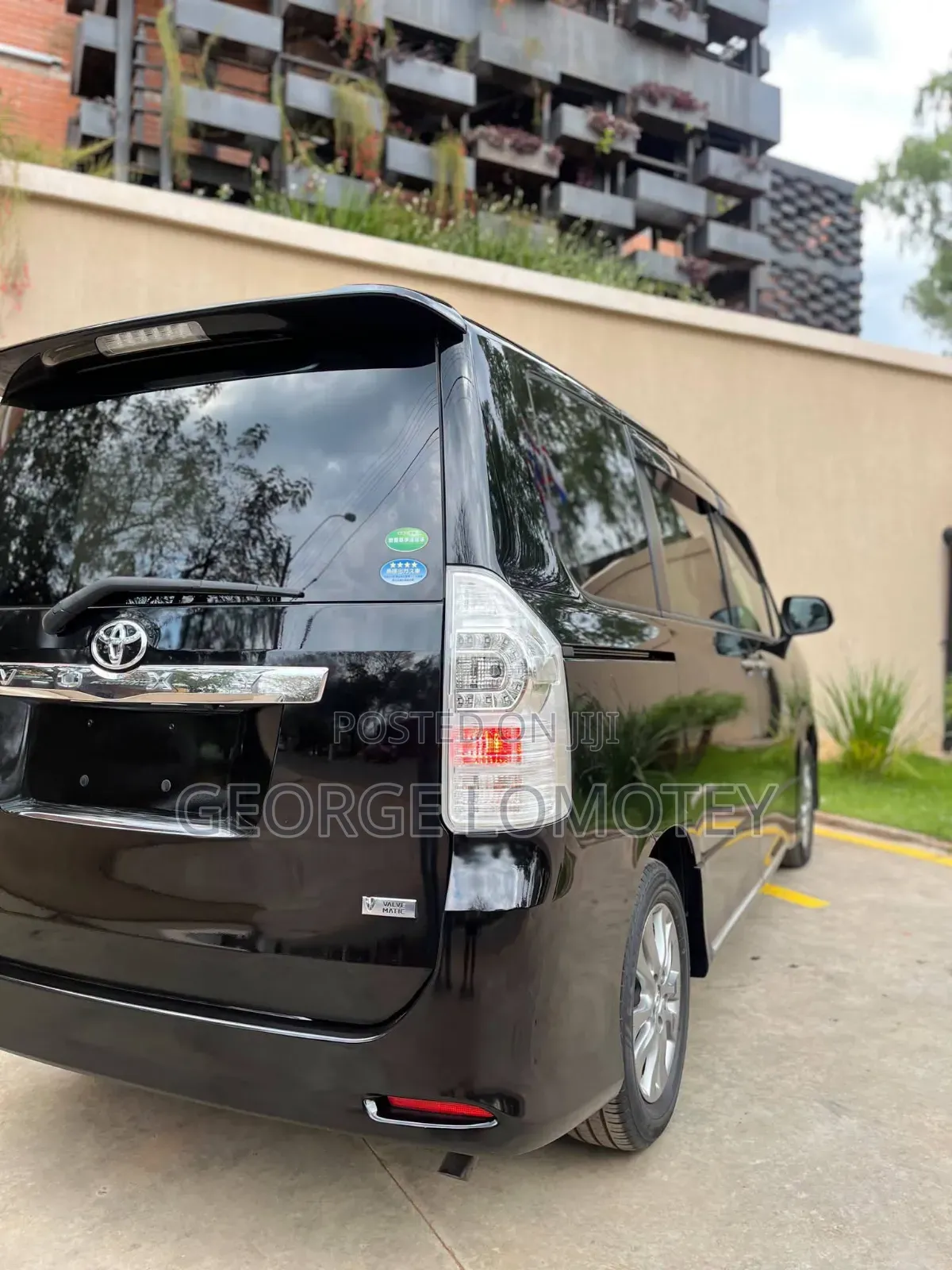 Toyota Voxy 2012 Black