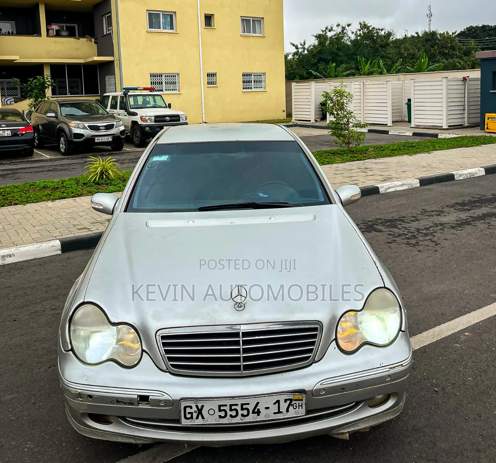 Mercedes-Benz MB100 2003 Gray