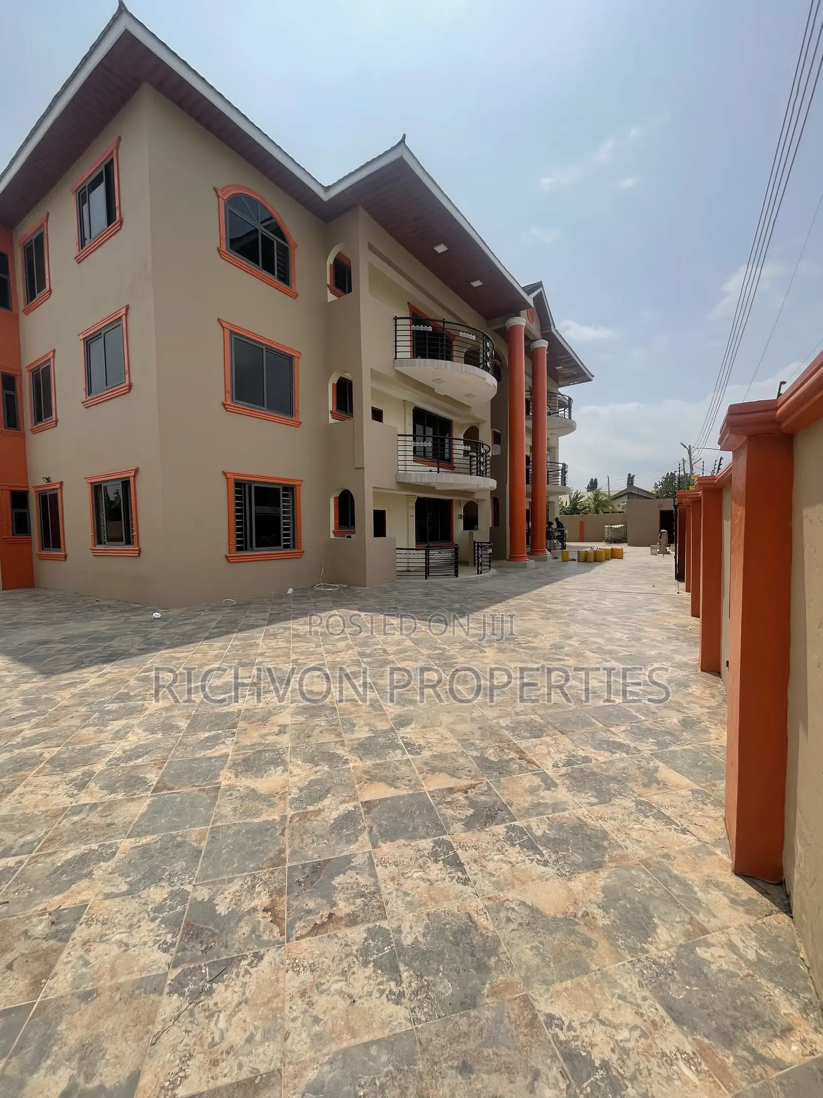 2bdrm Apartment in Richvon Properties, Sakumono for rent