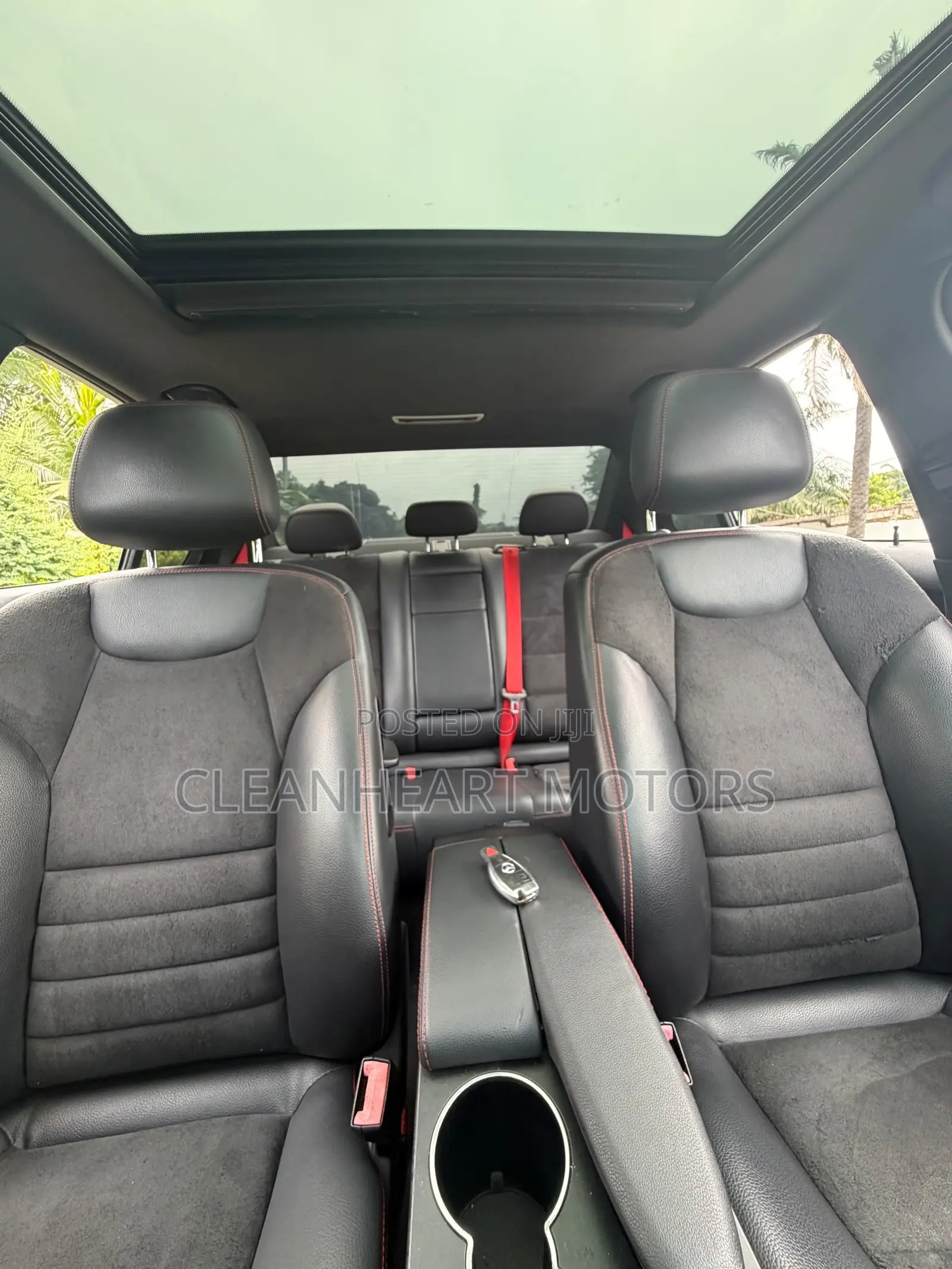 Mercedes-Benz C300 Sport 4Matic Sedan AWD (3.5L 6cyl 7A) 2014 Black