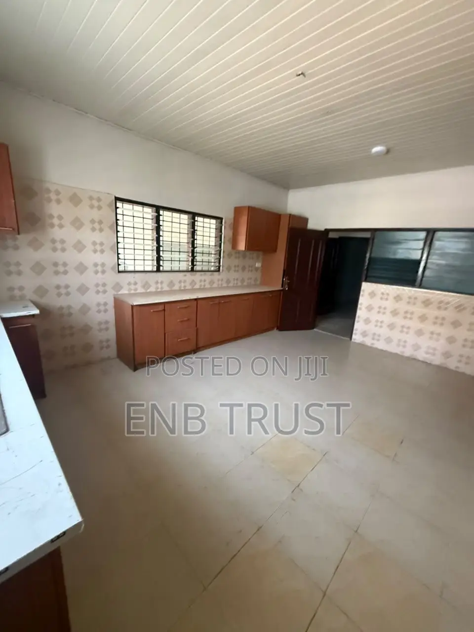2bdrm Apartment in Onyinase, Last Stop for rent