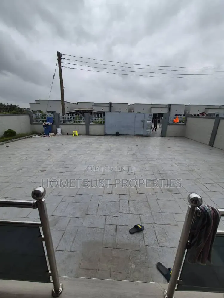 3bdrm House in Pokuase Festus for rent