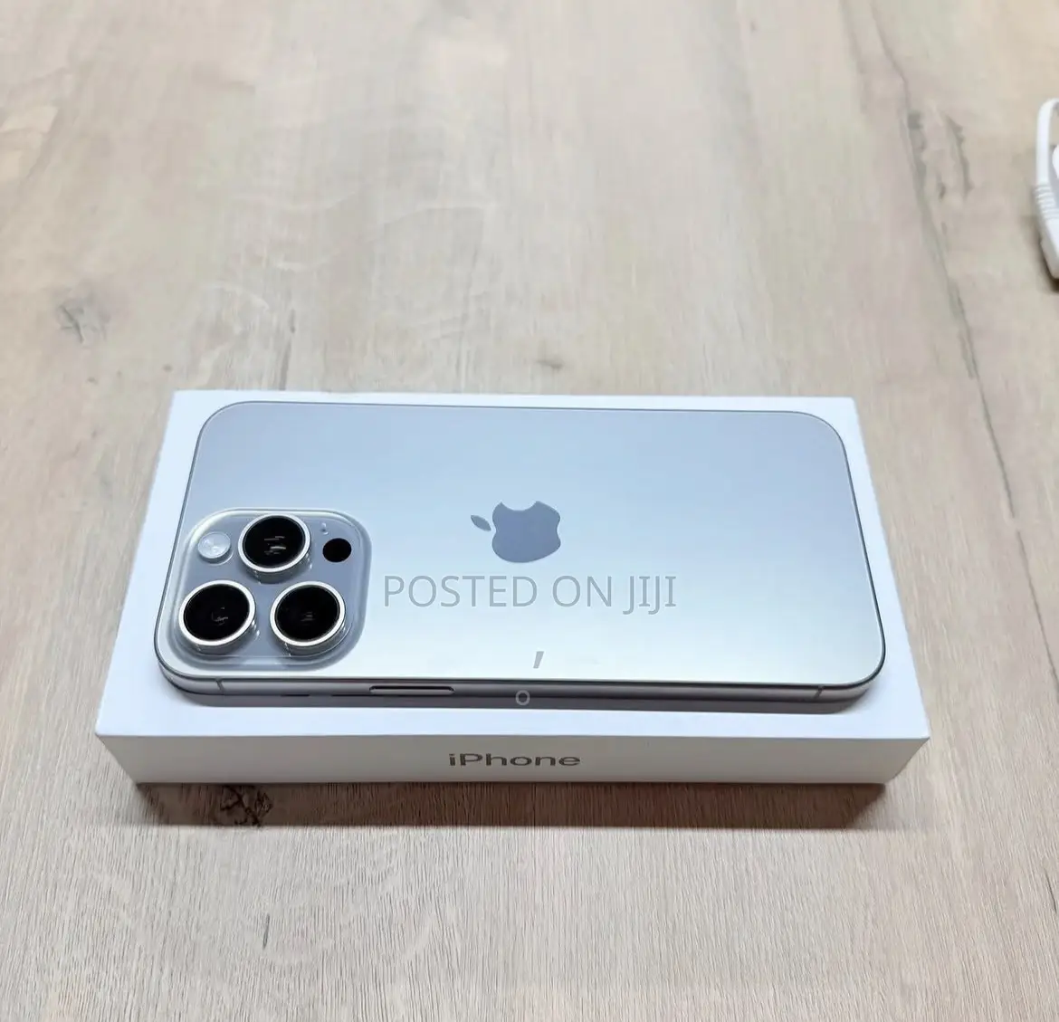 New Apple iPhone 15 Pro Max 256 GB Silver