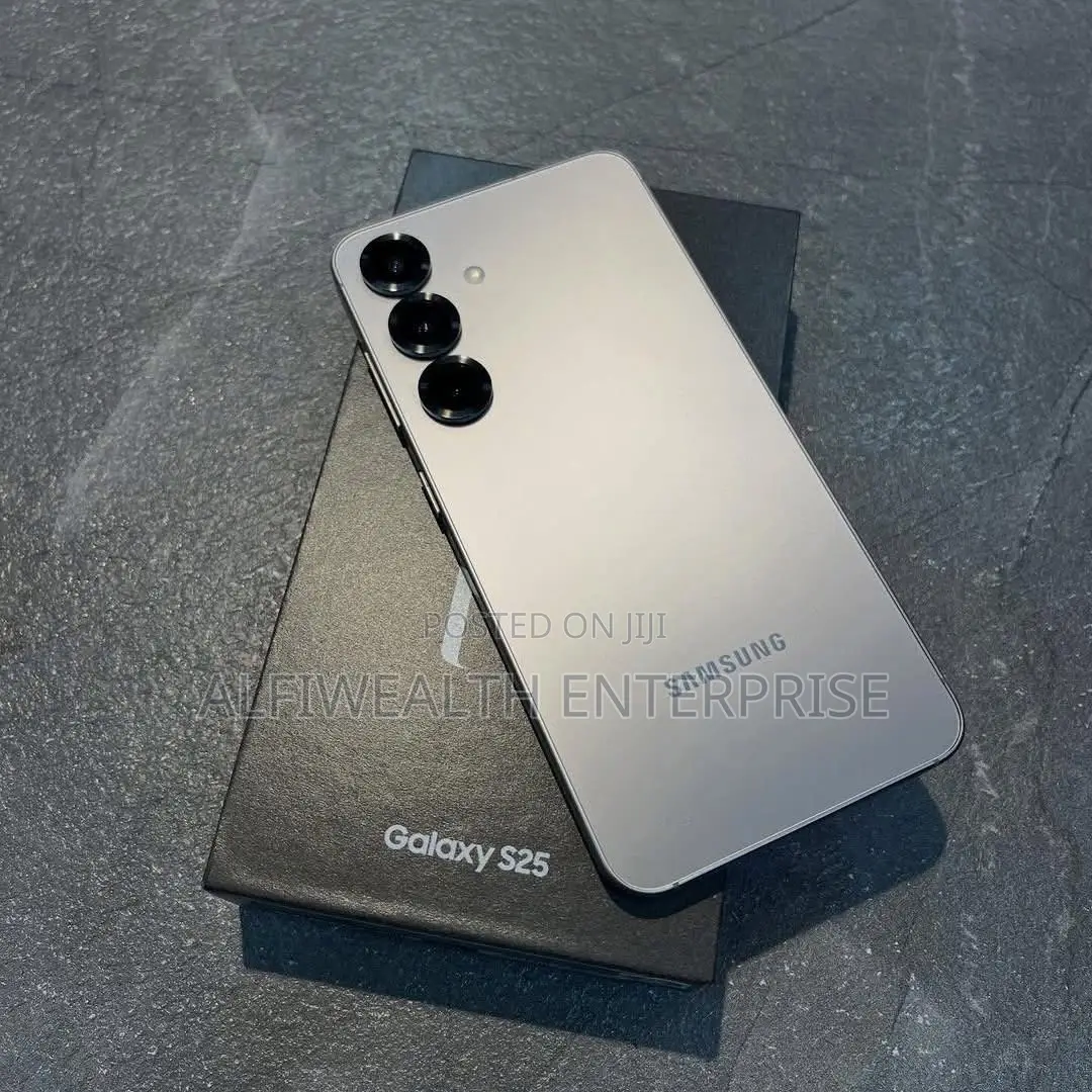 New Samsung Galaxy S25 128 GB Silver