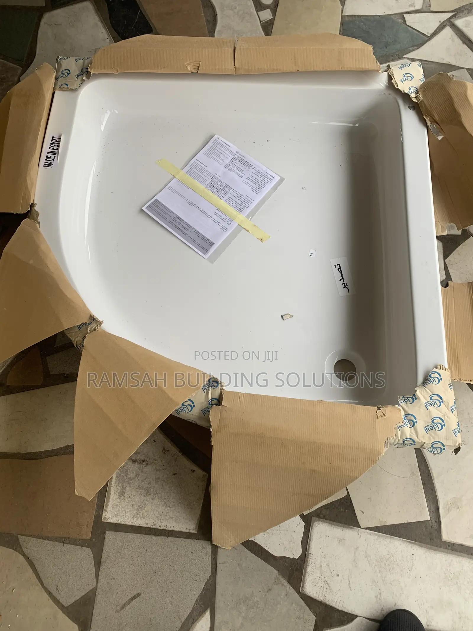 90x90cm Corner Shower Tray – Modern Bathroom Shower Base
