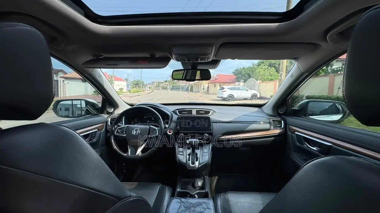 Honda CR-V Touring AWD 2018 White