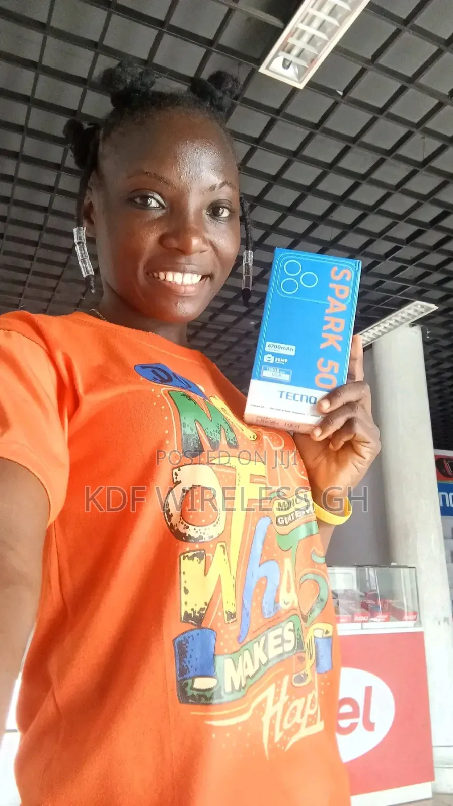 New Tecno Spark 50 128 GB Silver