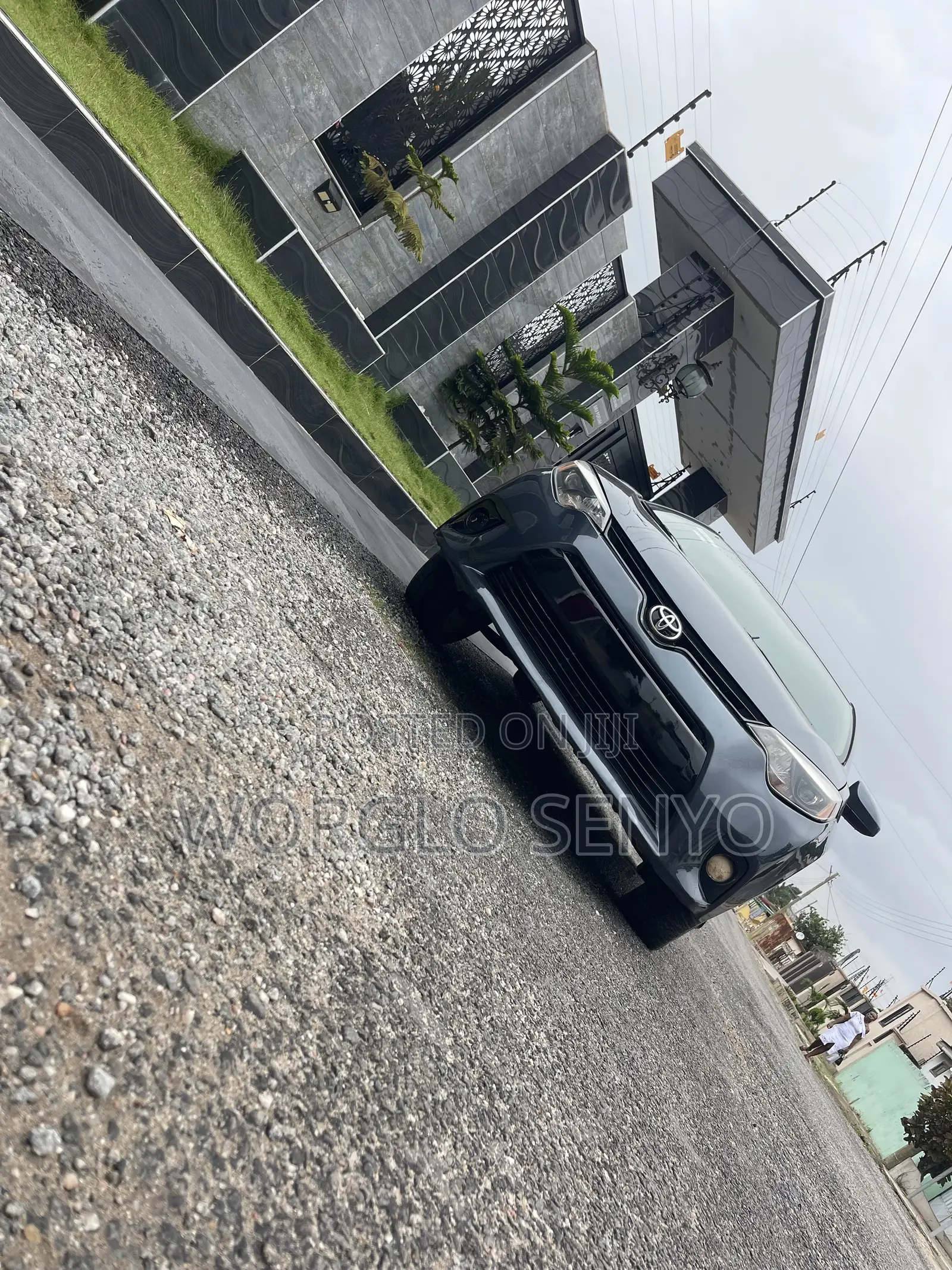 Toyota Corolla LE 4dr Sedan (1.8L 4cyl CVT) 2016 Gray