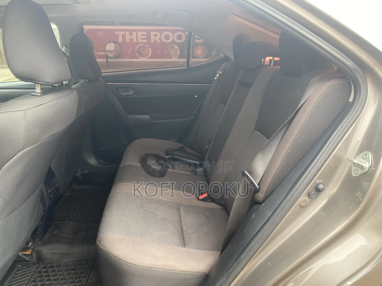 Toyota Corolla 2019 Brown