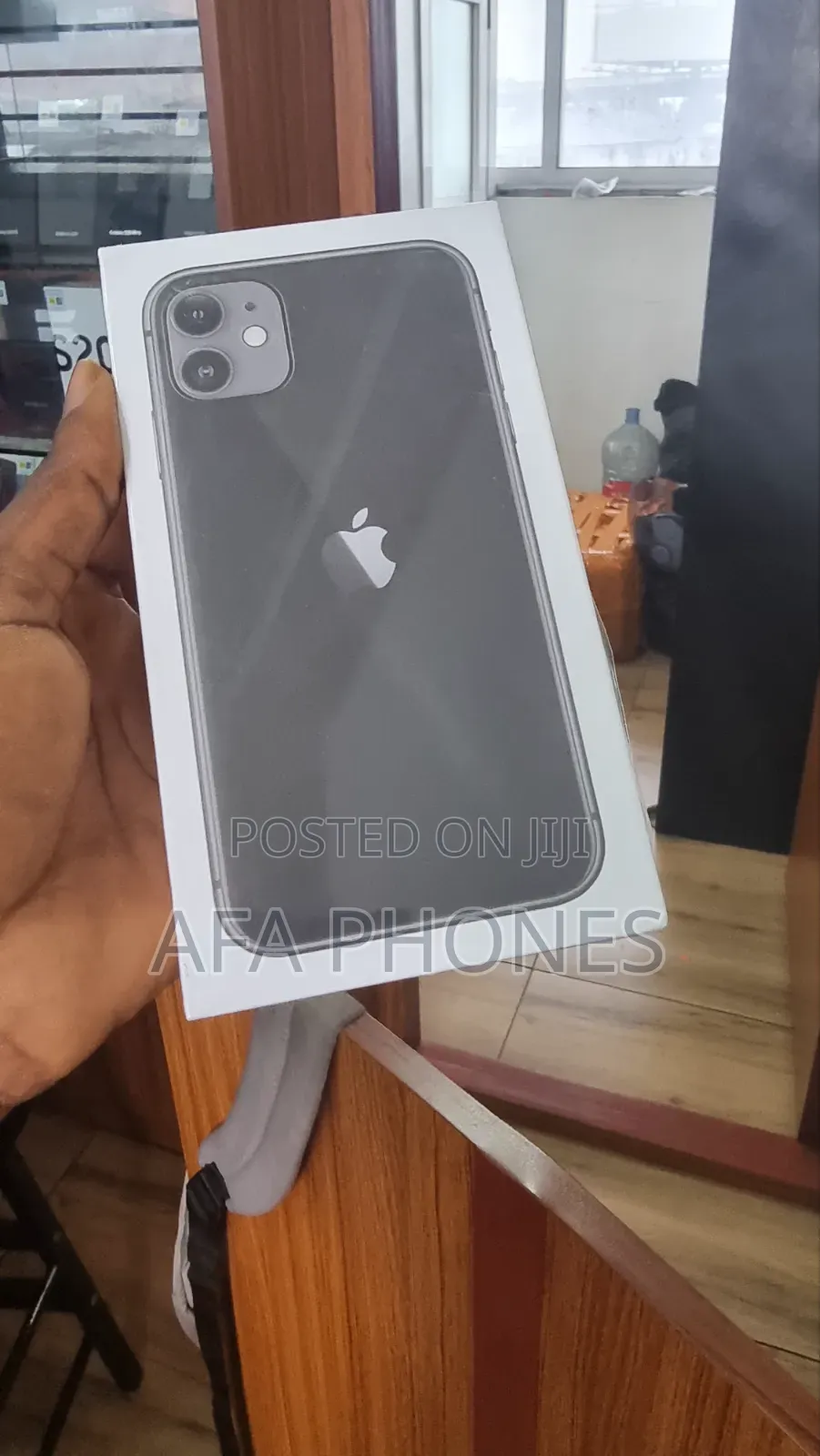 New Apple iPhone 11 128 GB Black