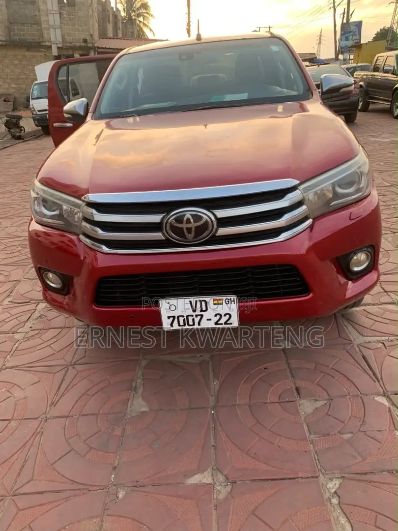 Toyota Hilux 2019 Red