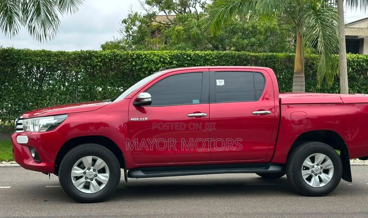 Toyota Hilux Revo Single Cab Deisel 2.8 RWD 2017 Red