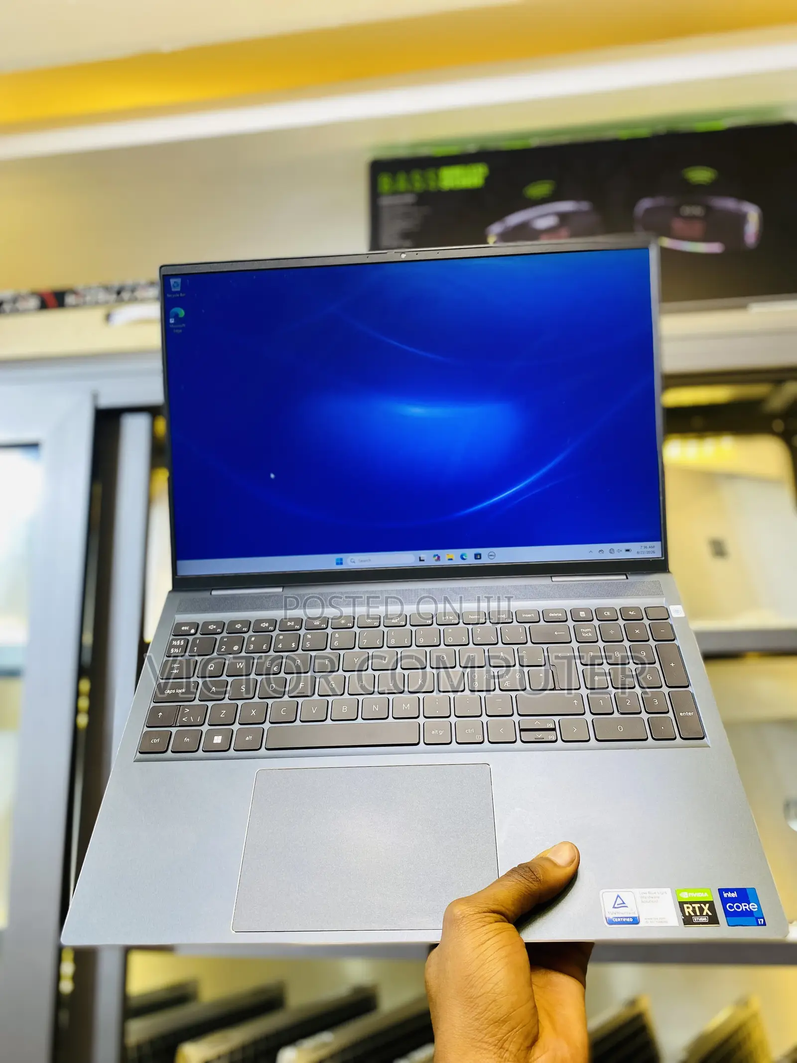 Laptop Dell Inspiron 16 7610 16GB Intel Core i5 SSD 1T