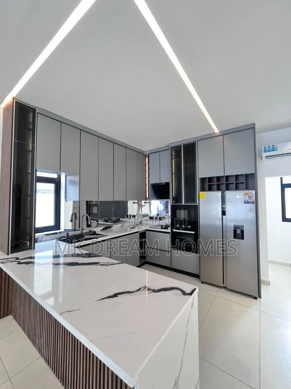 4bdrm House in Ashaley Botwe for sale