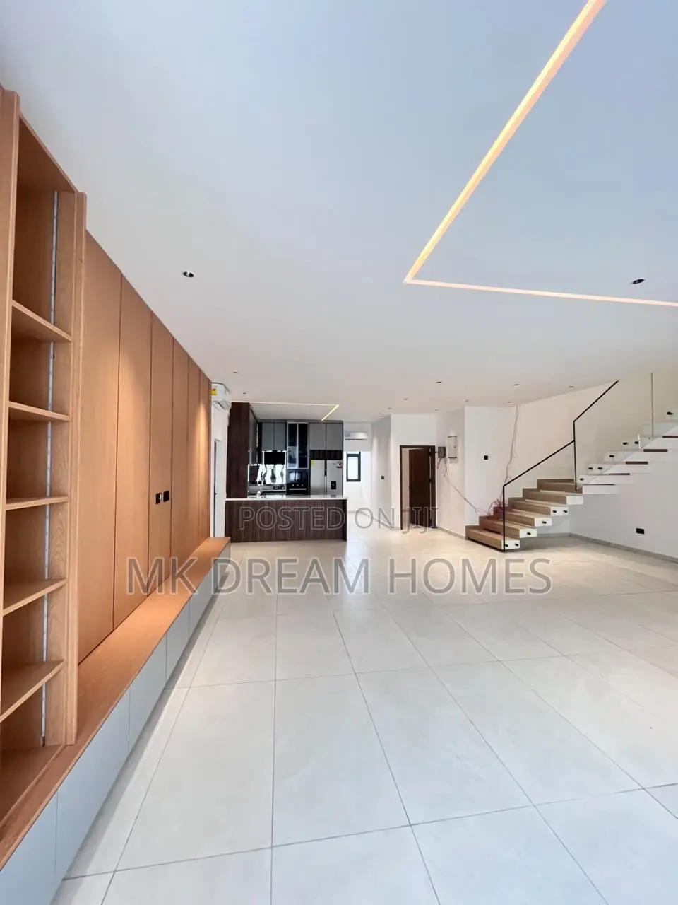 4bdrm House in Ashaley Botwe for sale