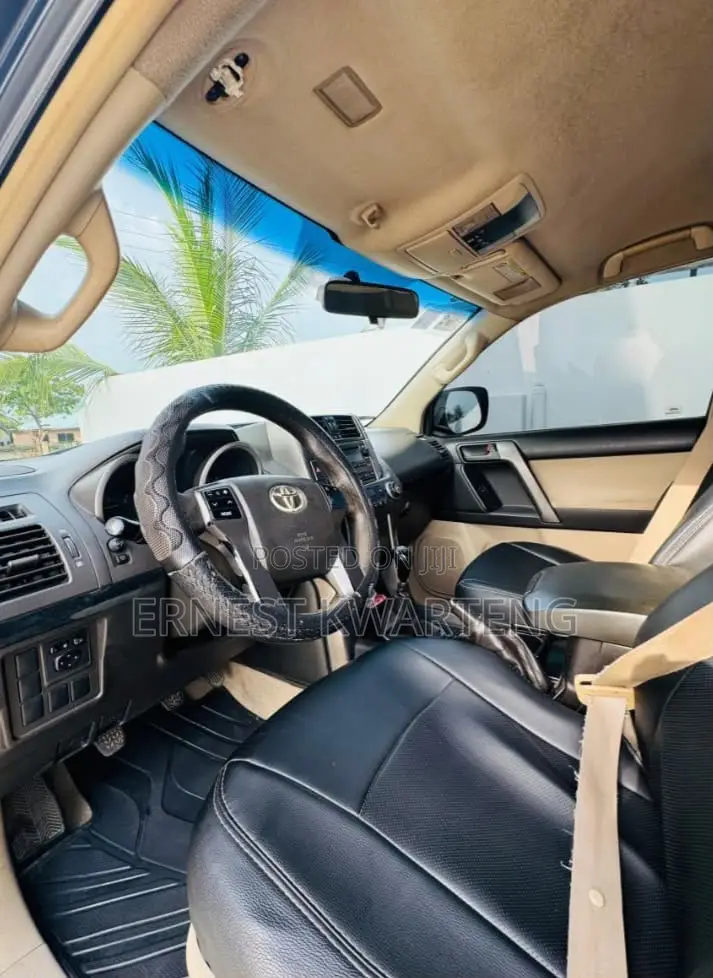 Toyota Land Cruiser Prado 2012 Black