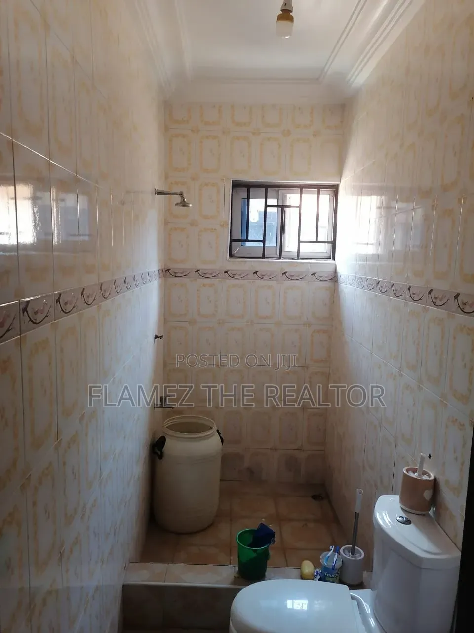 3bdrm House in Damas, Amasaman for sale