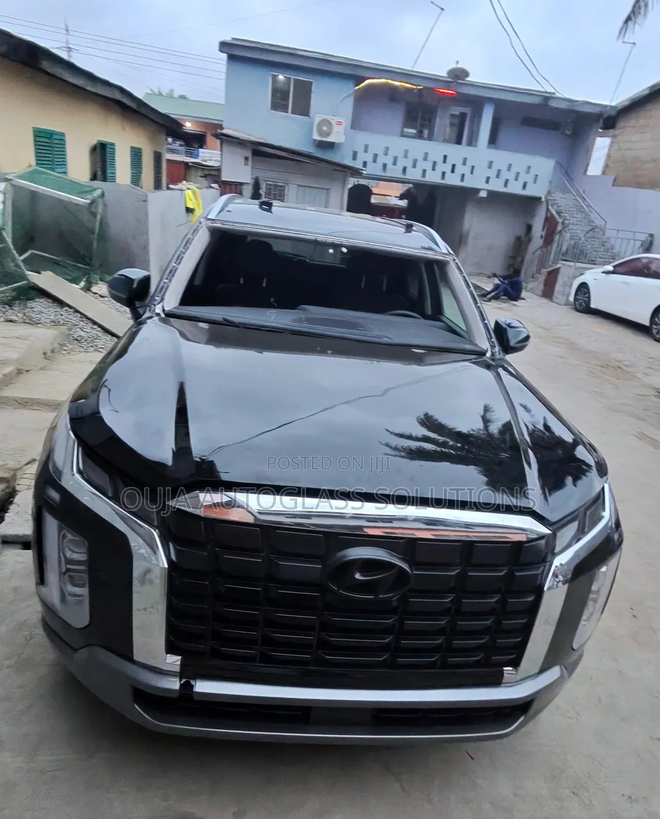2023 Hyundai Palisade Windscreen Available
