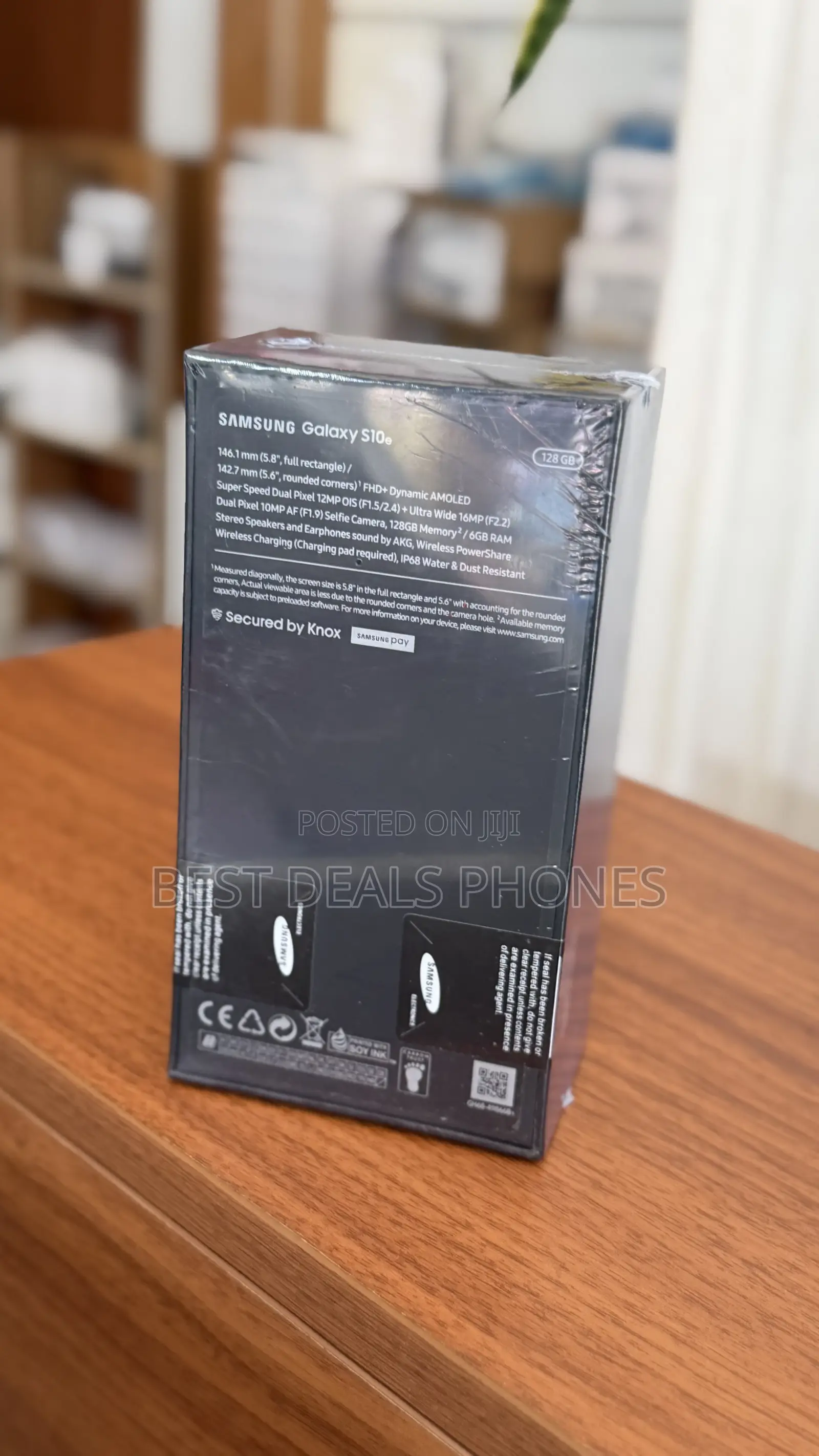 New Samsung Galaxy S10e 128 GB Black