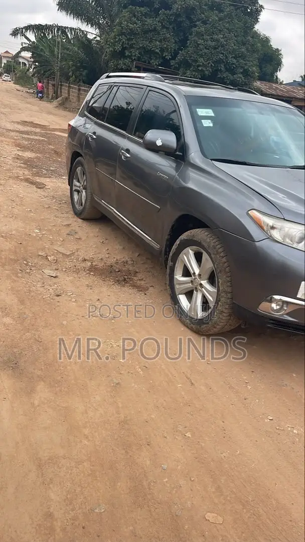 Toyota Highlander 2013 Gray