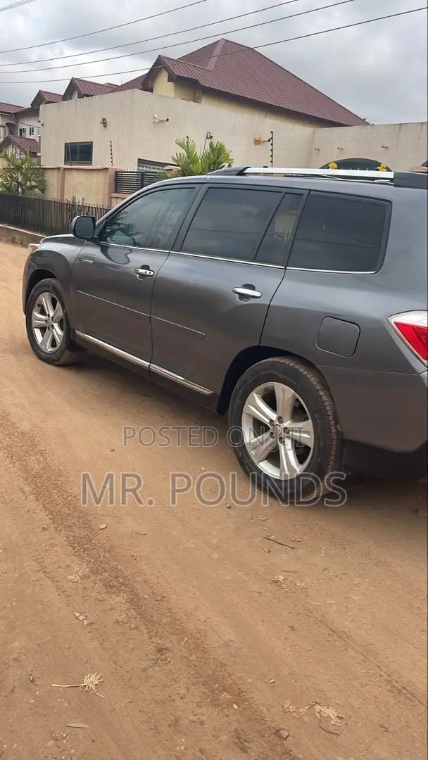 Toyota Highlander 2013 Gray