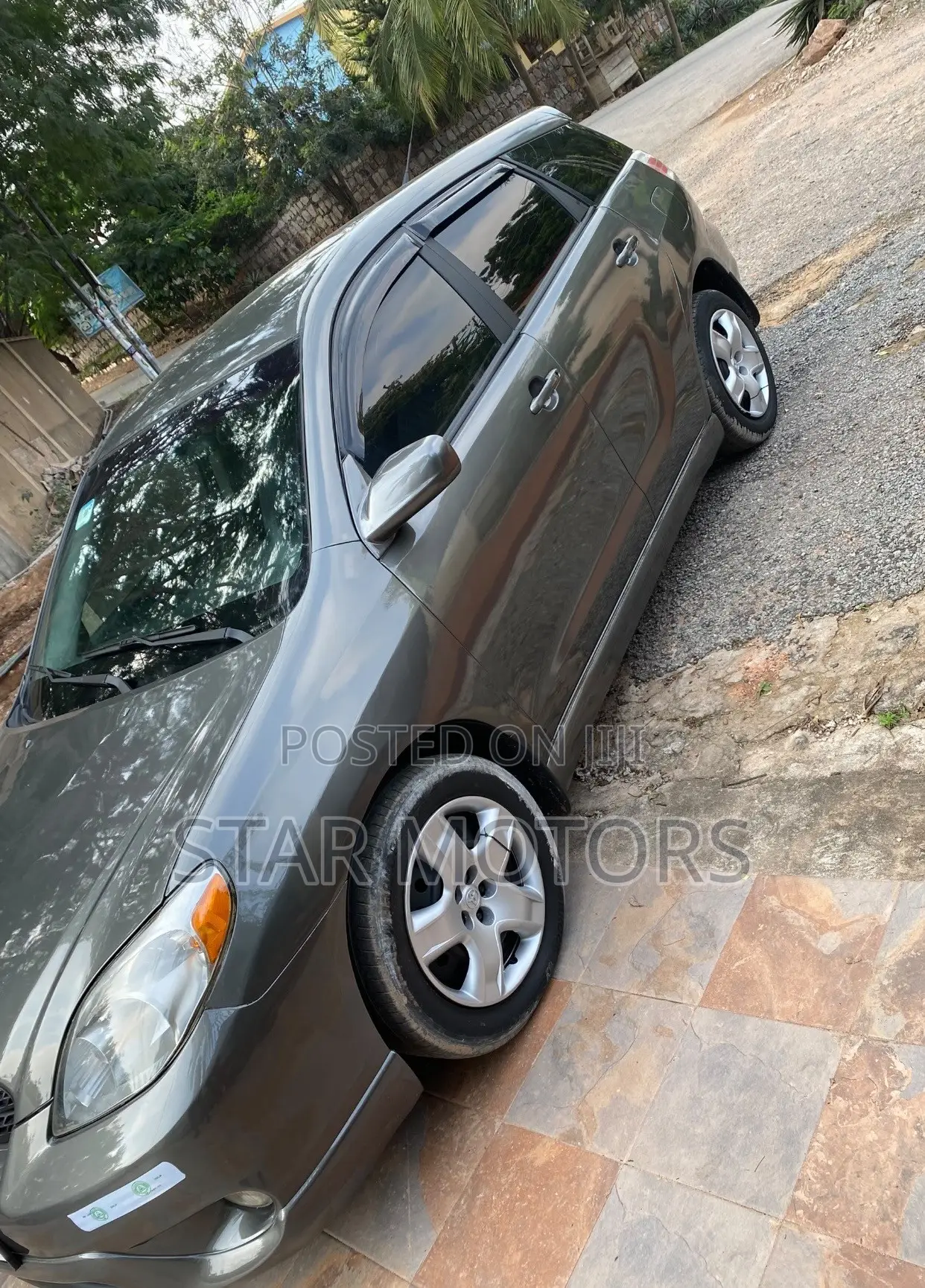 Toyota Matrix XR Hatchback FWD (1.8L 4cyl 4A) 2008 Gray