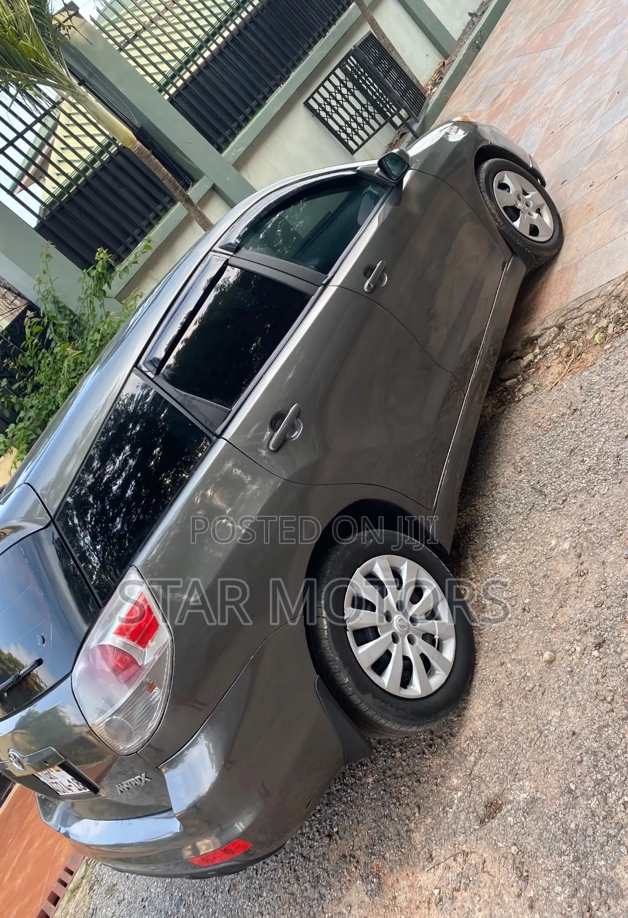 Toyota Matrix XR Hatchback FWD (1.8L 4cyl 4A) 2008 Gray