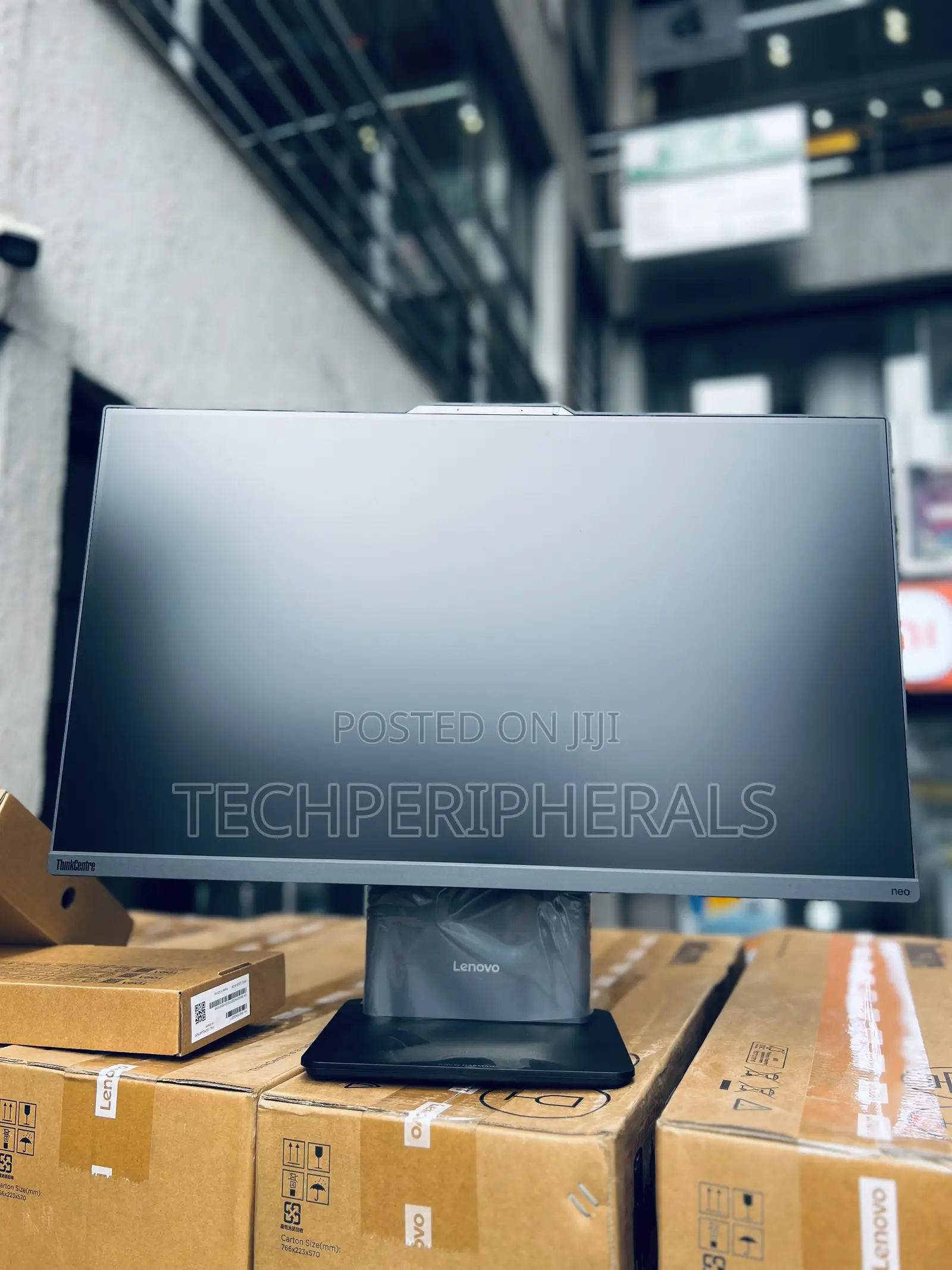 New Lenovo ThinkCentre Neo 50T 16GB Intel Core i7 SSD 512GB