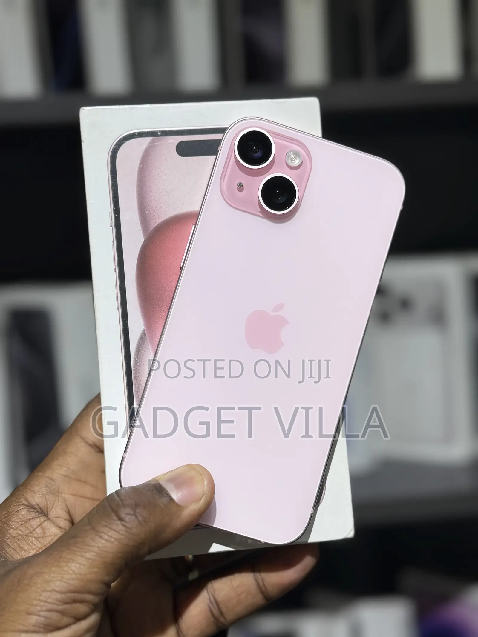 Apple iPhone 15 128 GB Pink