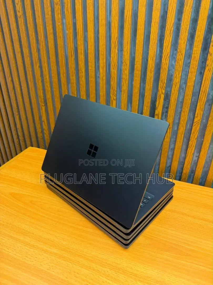 New Laptop Microsoft Surface Laptop 4 16GB Intel Core i5 SSD 256GB
