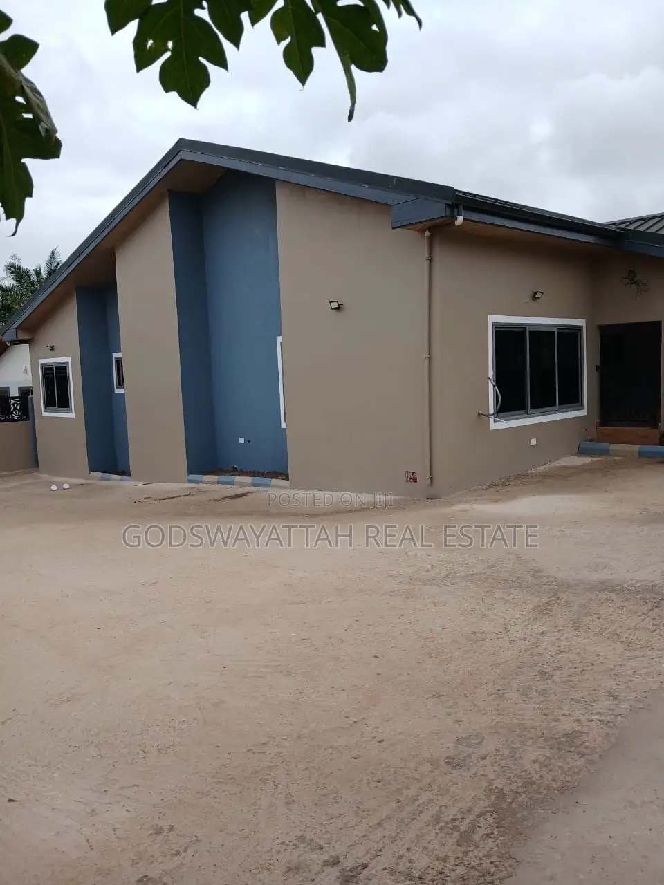 4bdrm House in East Legon, Adjiriganor for rent