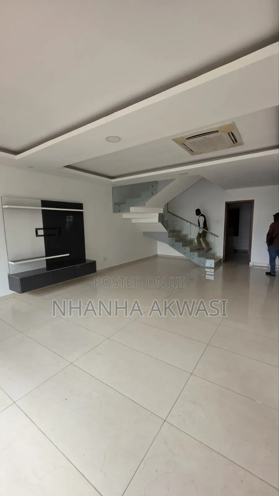 4bdrm House in Community 10, Sakumono for rent