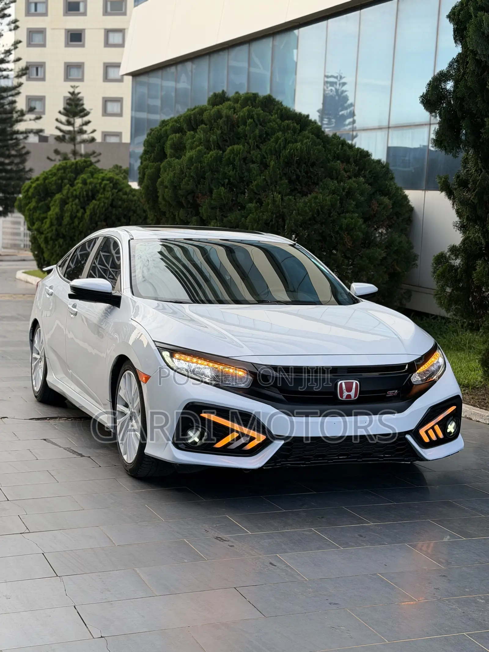 Honda Civic Si 2dr Coupe (1.5L 4cyl) 2017 White