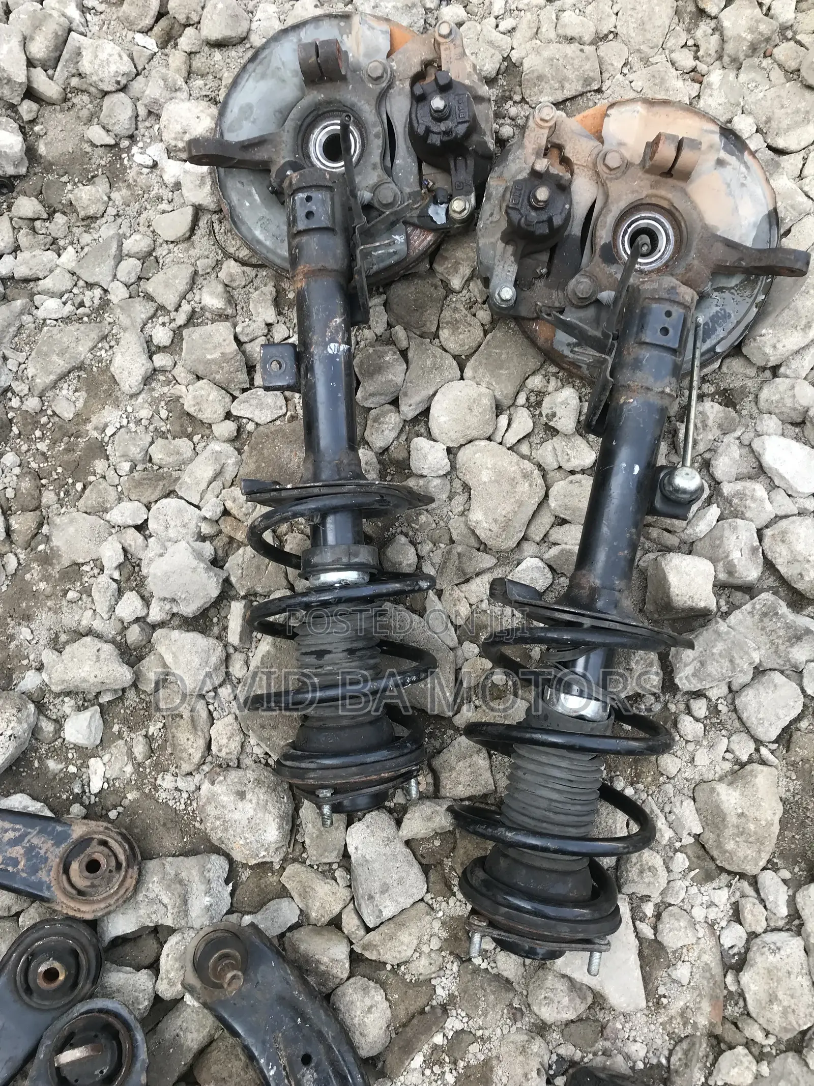 Mitsubishi Outlander 2016 to 2019 Front Shocks Complete With Hub