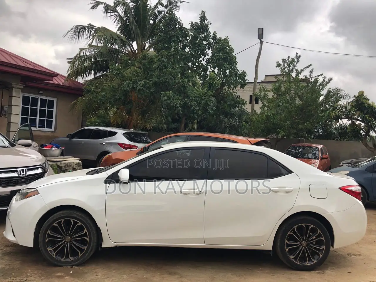 Toyota Corolla S Premium 4dr Sedan (1.8L 4cyl CVT) 2016 White