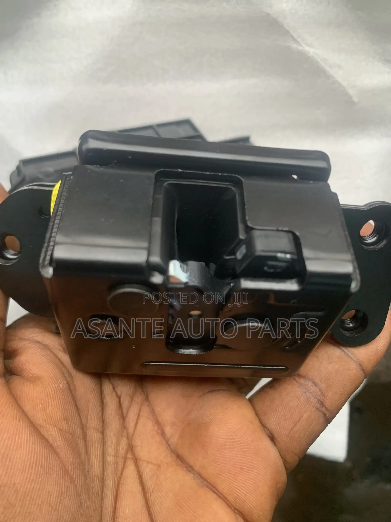 RAV4 2018-2022 Boot Lock