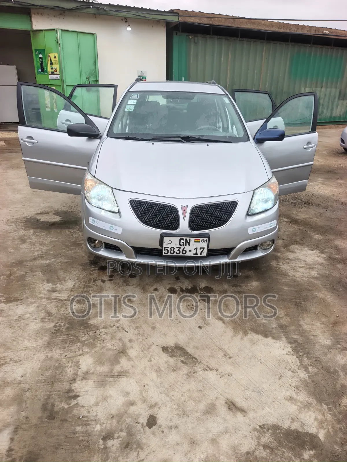 Pontiac Vibe 2008 Silver